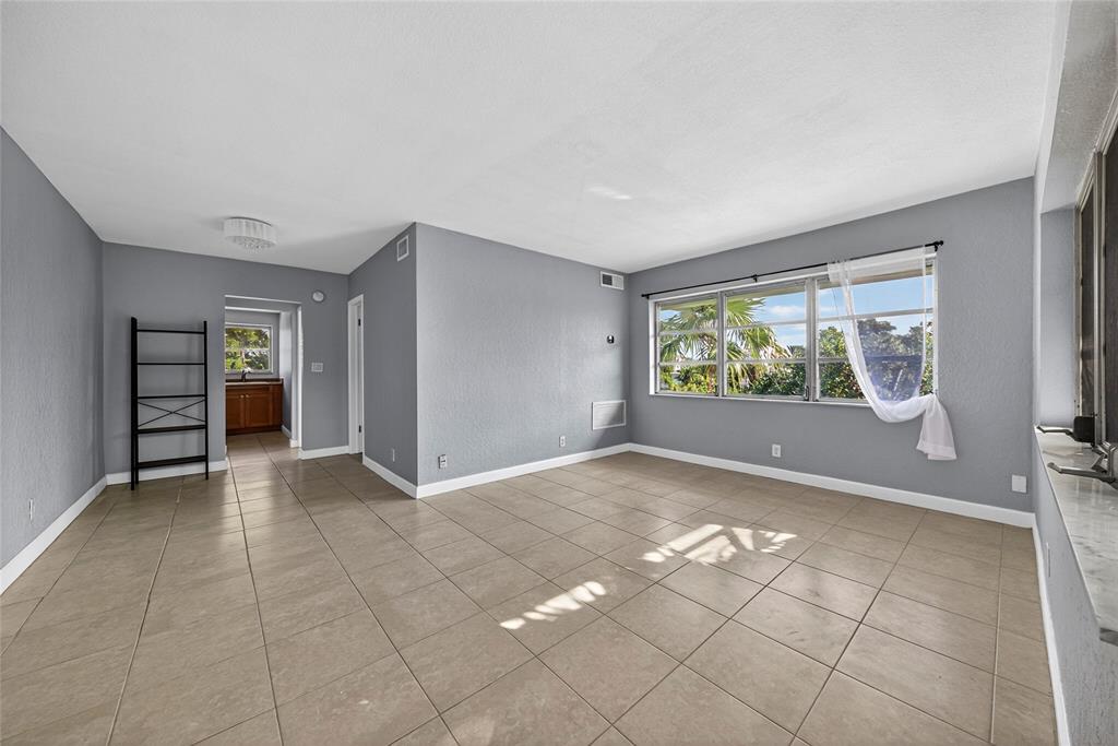 Fort Lauderdale Condo: 1900 Northeast 8th Court