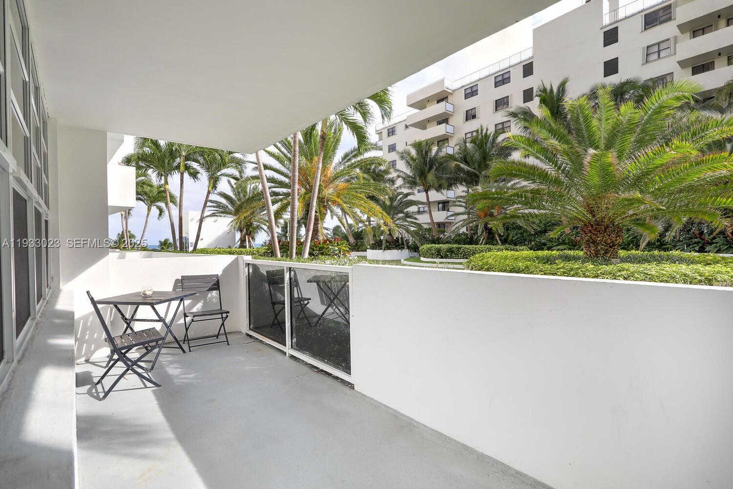 Miami Beach Condo: 100 Lincoln Road