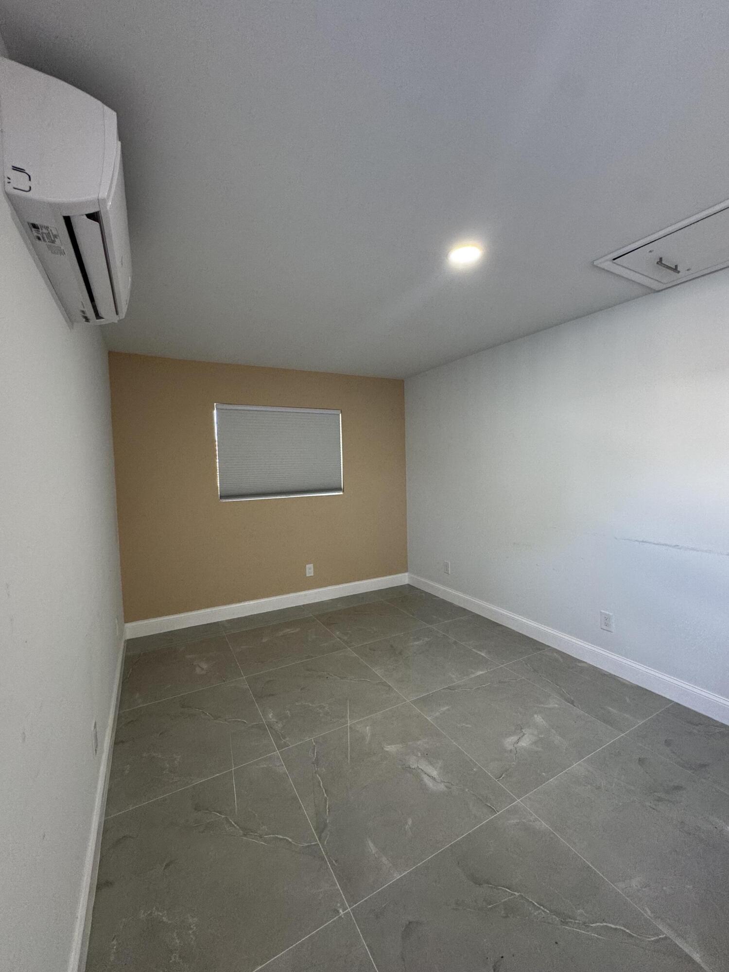 Palm Springs Condo: 441 San Mateo Drive