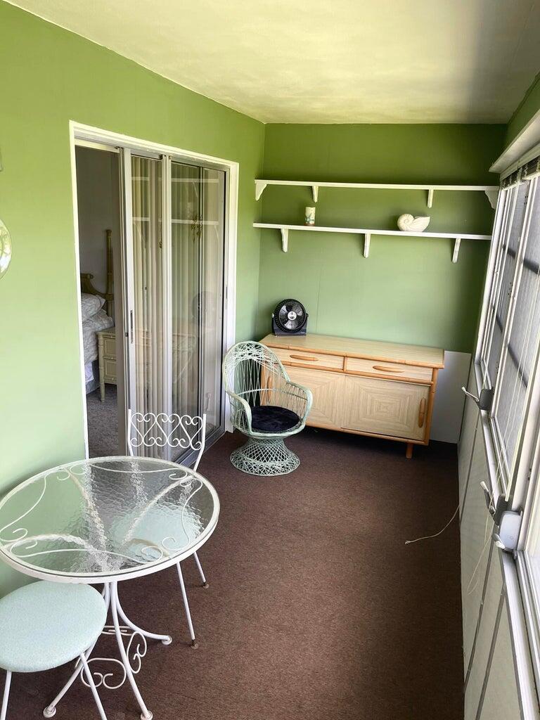 Lake Worth Condo: 2840 Lake Osborne Drive