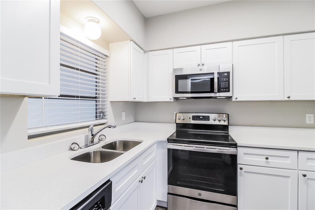 Orlando Condo: 613 Morocco Avenue