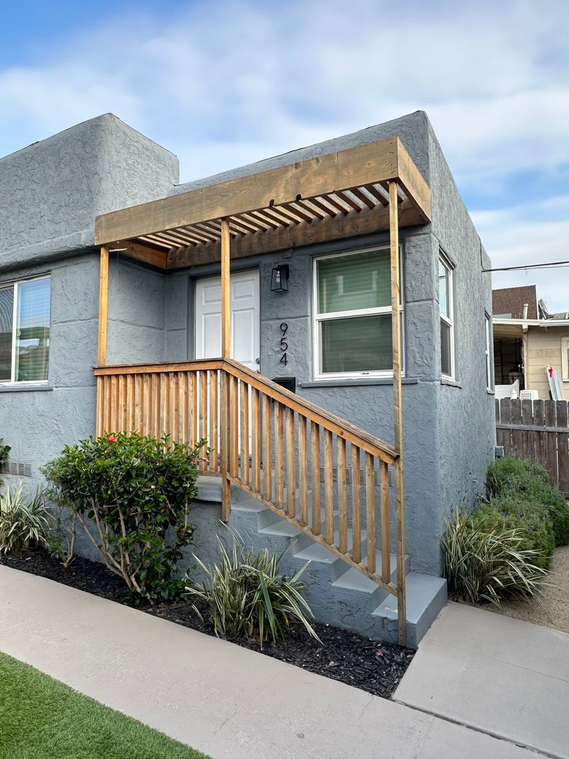 San Diego Condo: 952-58 22nd Street