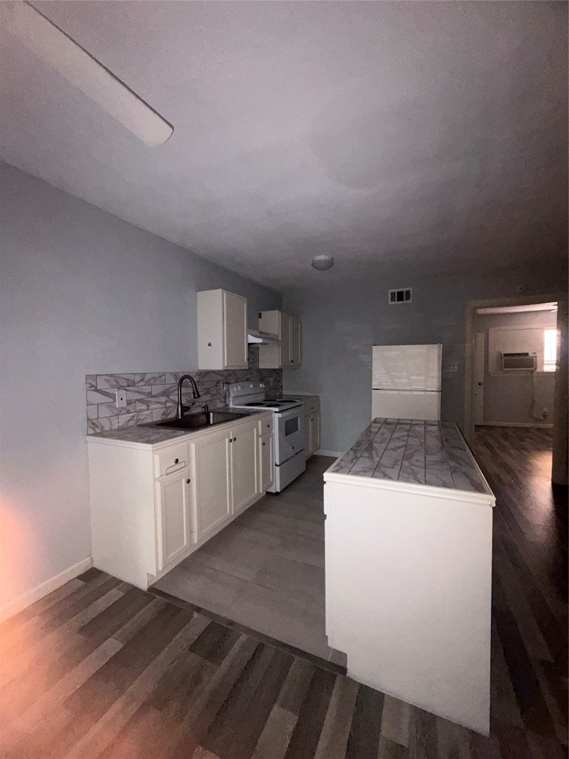 Houston Condo: 4626 Bell Street