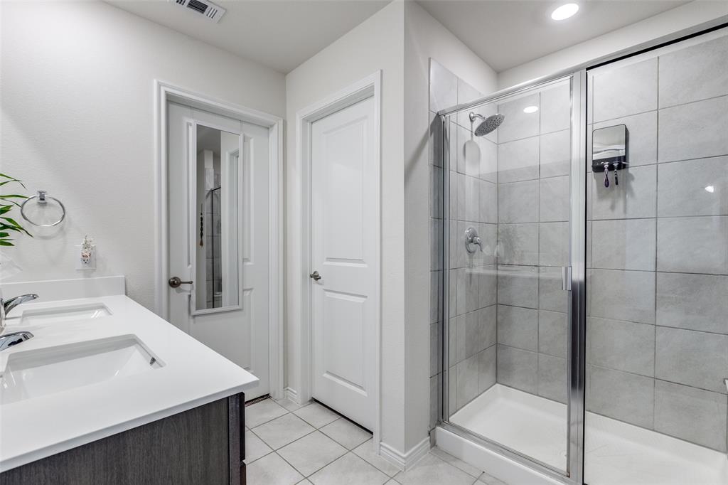 Princeton Condo: 625 Willow View Way