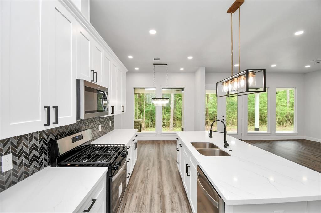 Conroe Condo: 12163 La Salle River Road