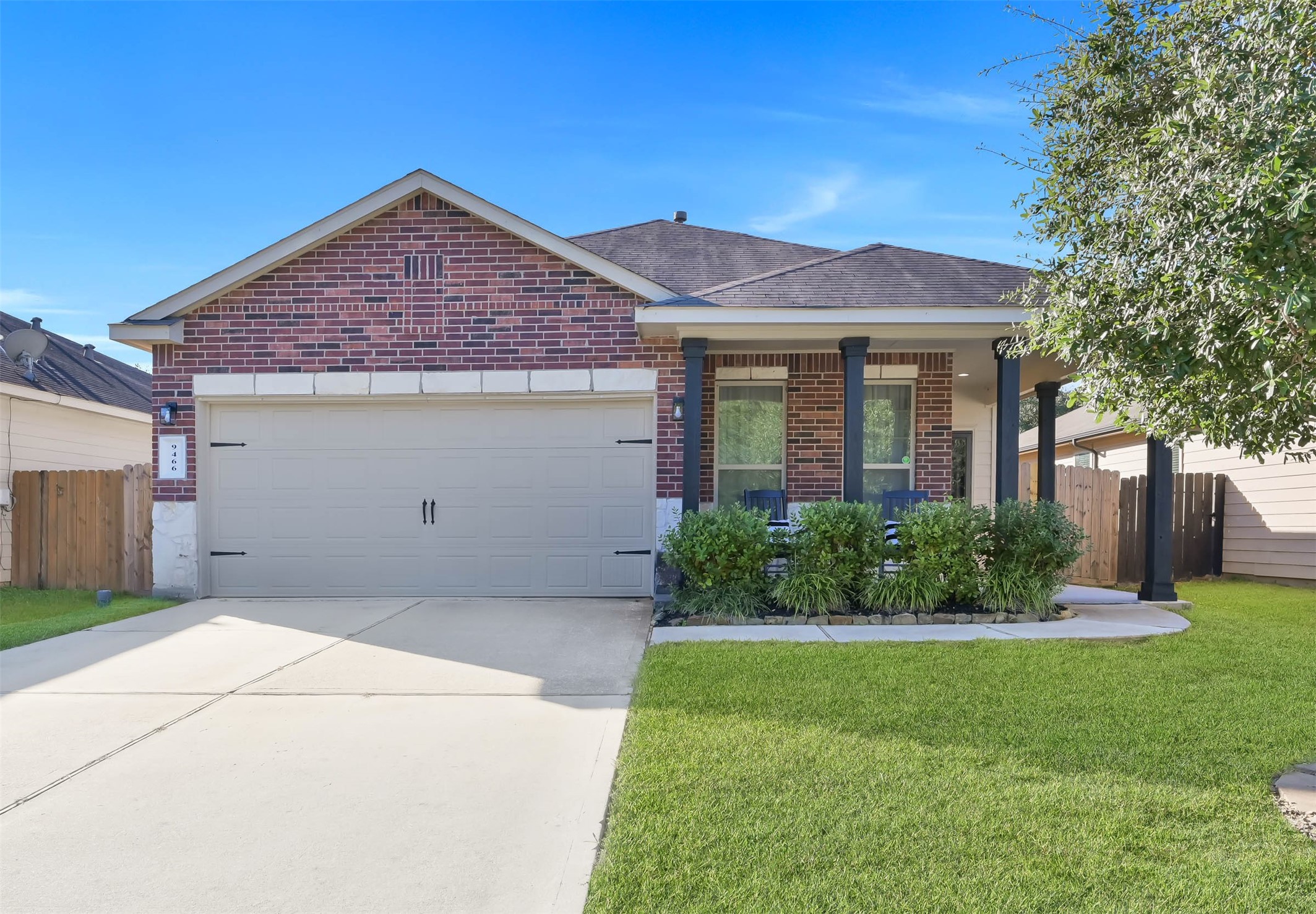 Conroe Condo: 9466 East Woodmark