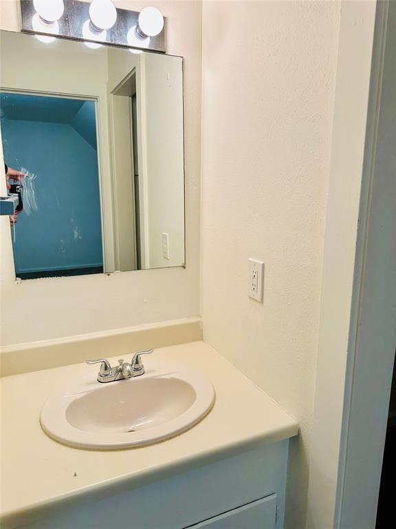 Mesquite Condo: 402 South Bryan-Belt Line Road