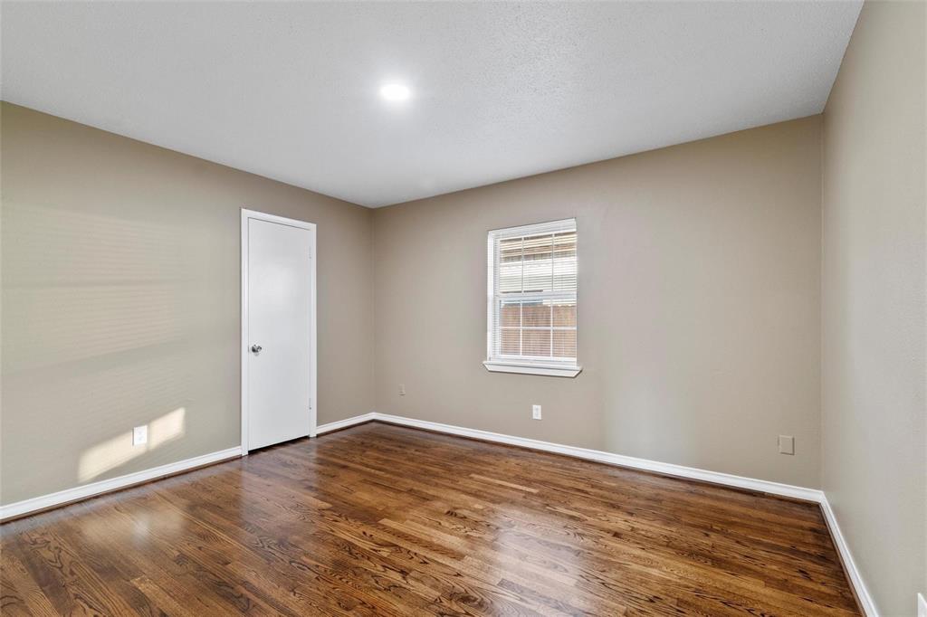 Dallas Condo: 8714 Quinn Street
