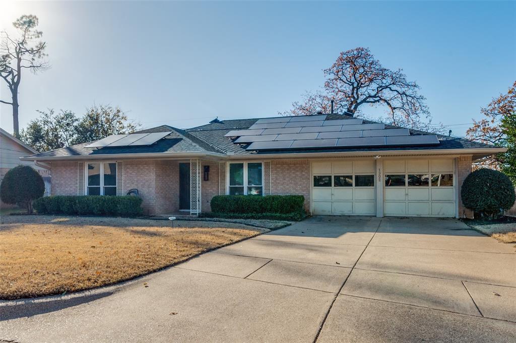 Arlington Condo: 1902 Green Meadow Court