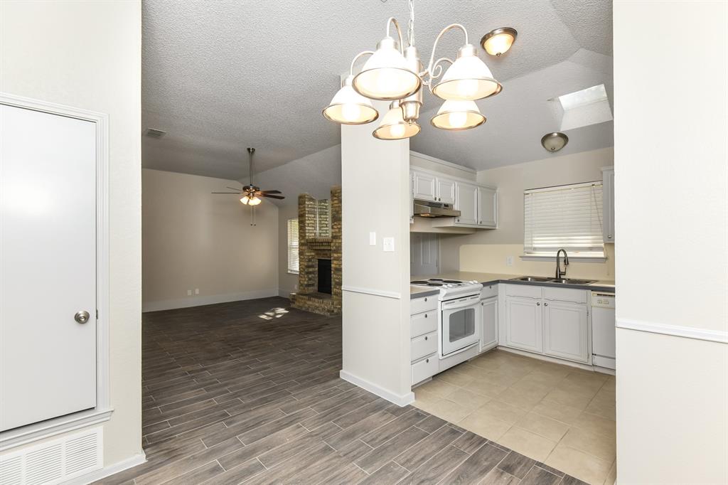 Arlington Condo: 914 Pierce Arrow Drive