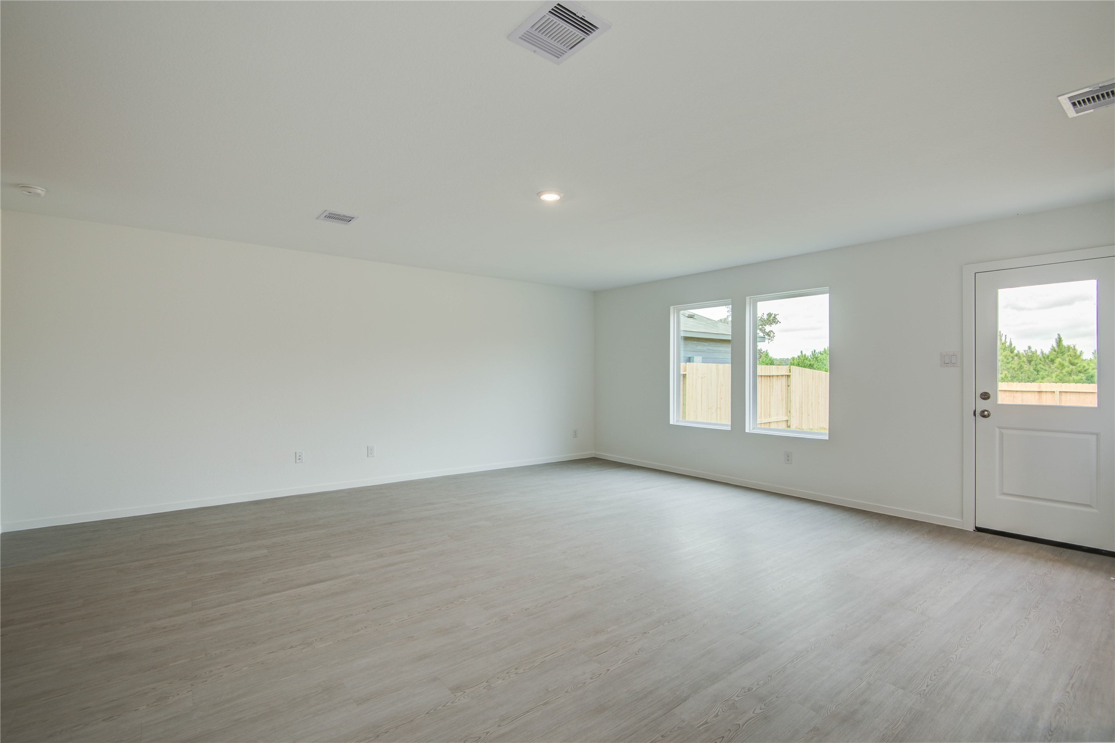 Humble Condo: 5815 Patriot Sound Drive