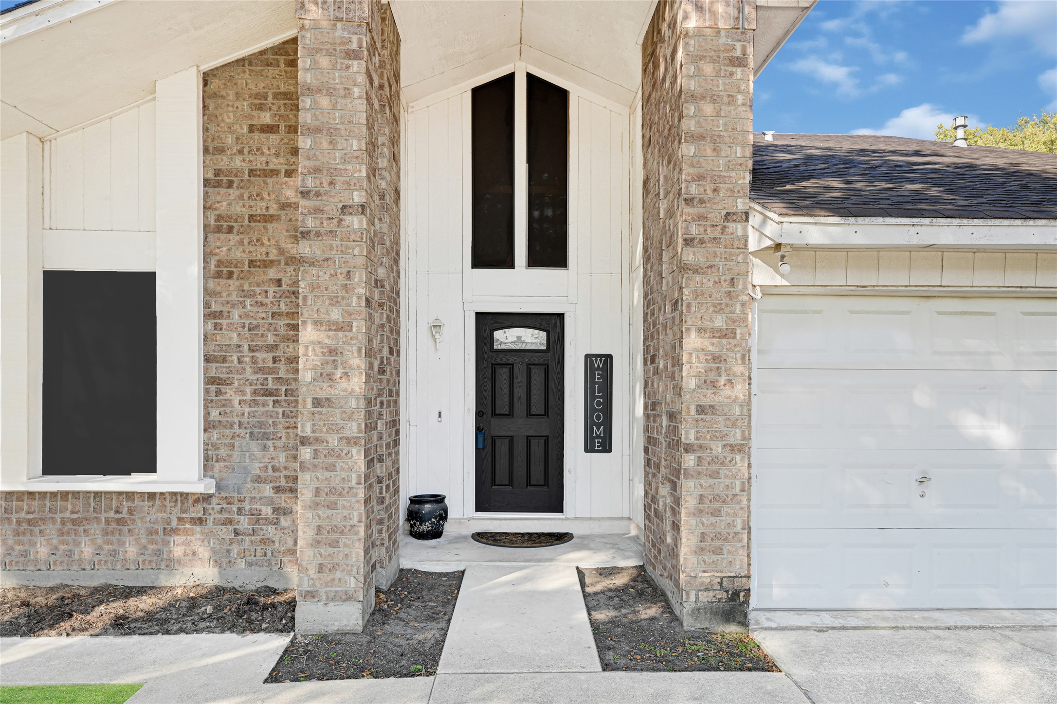 Houston Condo: 5538 Fairview Forest Drive