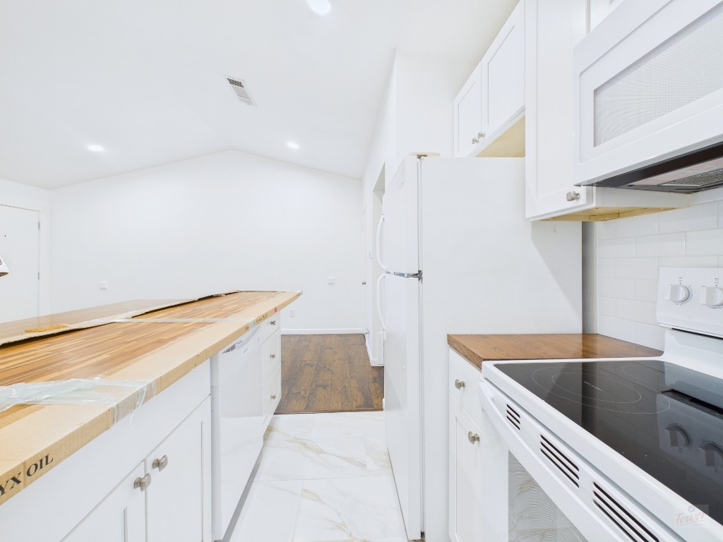 Austin Condo: 1303 Hollow Creek Drive