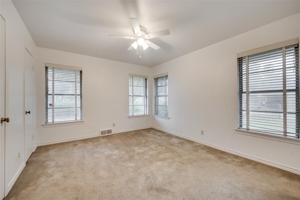 Mesquite Condo: 1002 Majors Drive