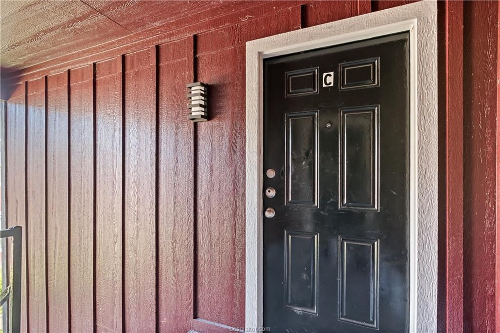 College Station Condo: 1504 Alpine Circle