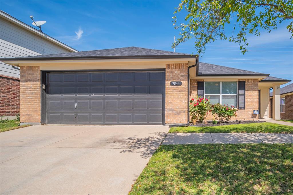 Fort Worth Condo: 9844 Sparrow Hawk Lane