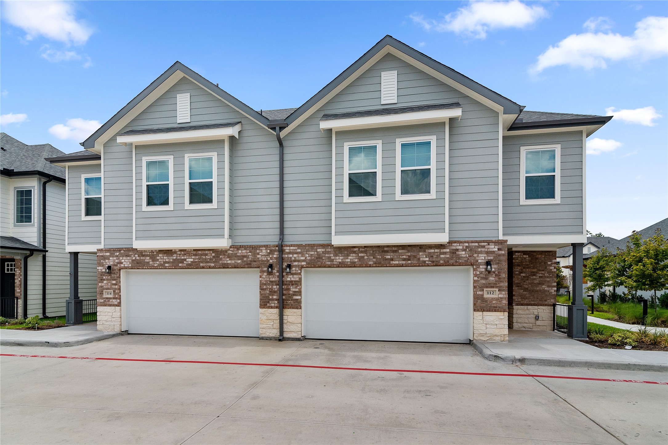 Spring Condo: 28328-613 Birnham Woods Drive