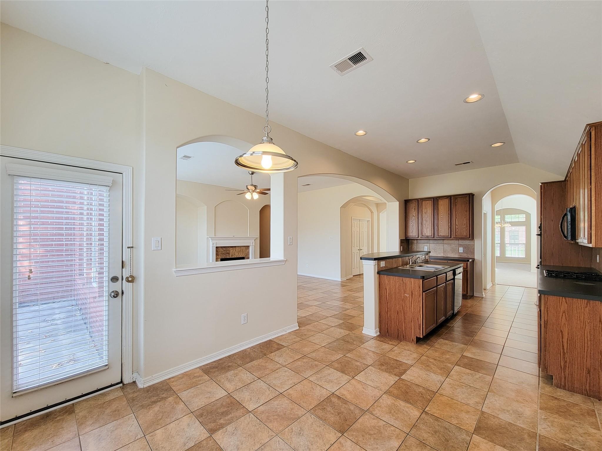 Spring Condo: 25219 Piney Heights Lane