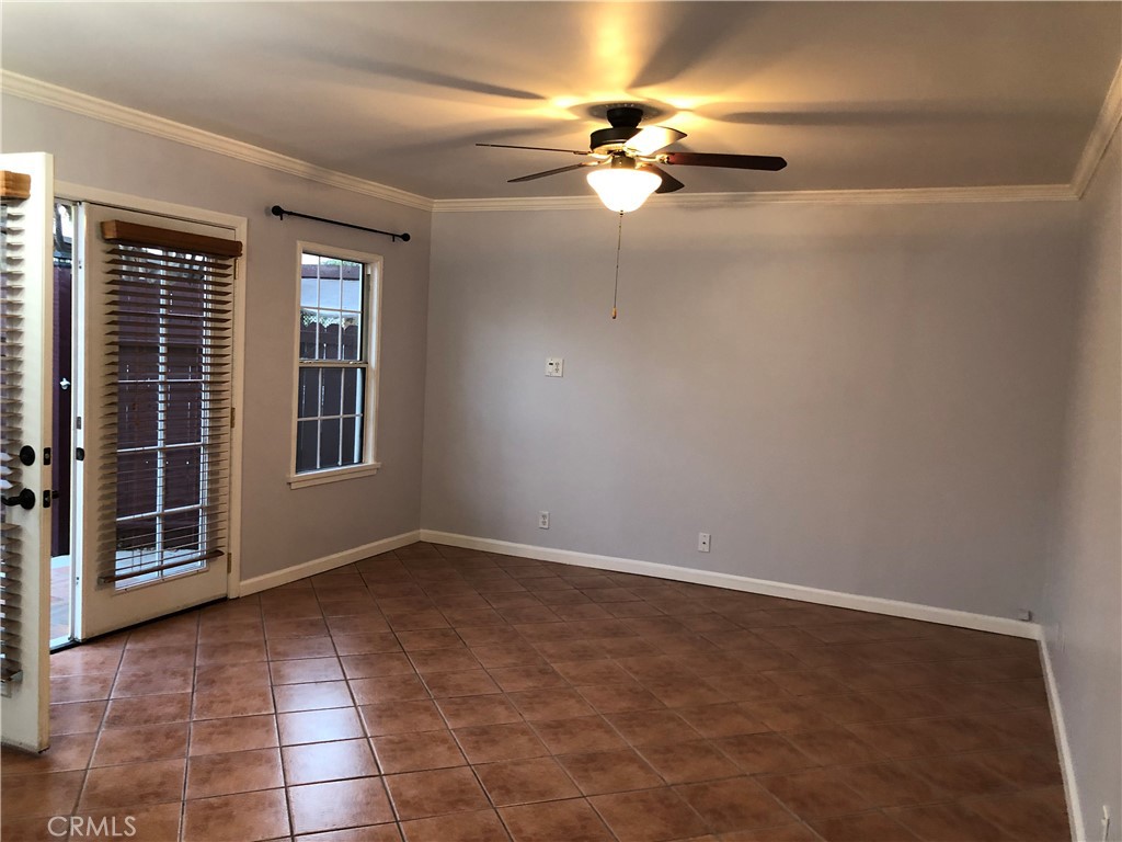 Long Beach Condo: 3577 Gundry Avenue