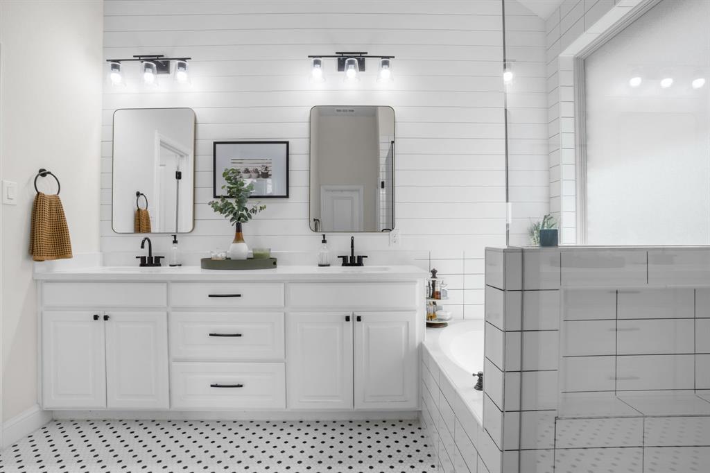 Little Elm Condo: 853 Field Crossing