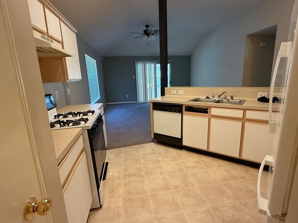 Spring Condo: 2746 Hidden Spring Falls