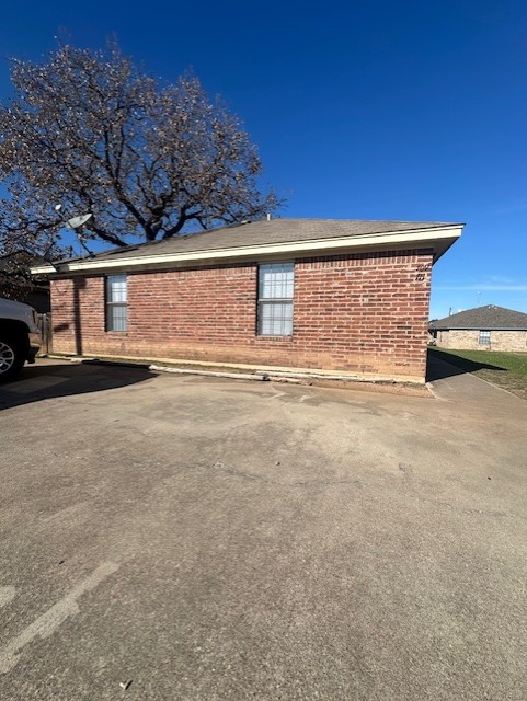 Kingsland Condo: 709 Willowood