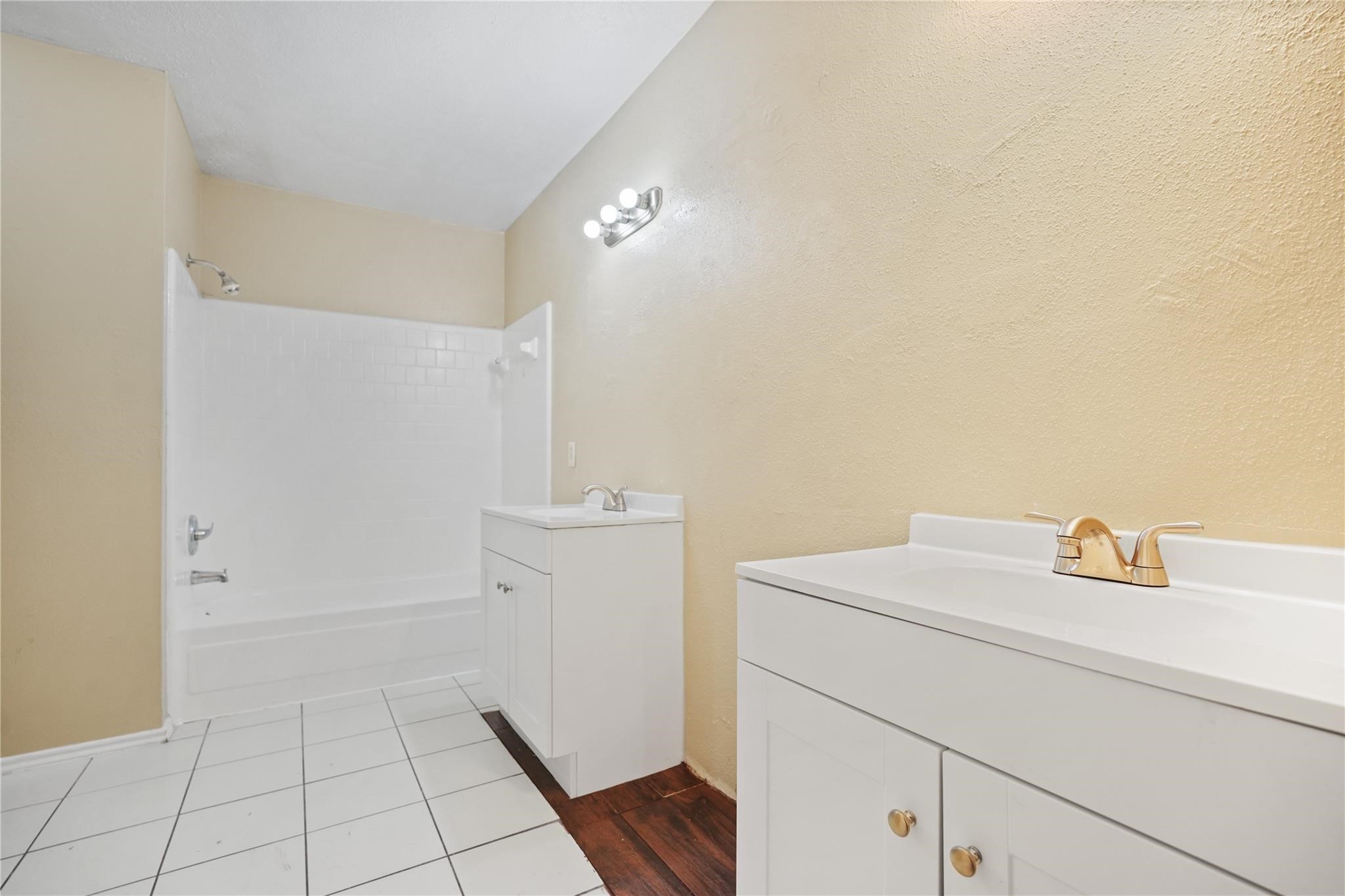 Spring Condo: 22911 Sherioaks Lane