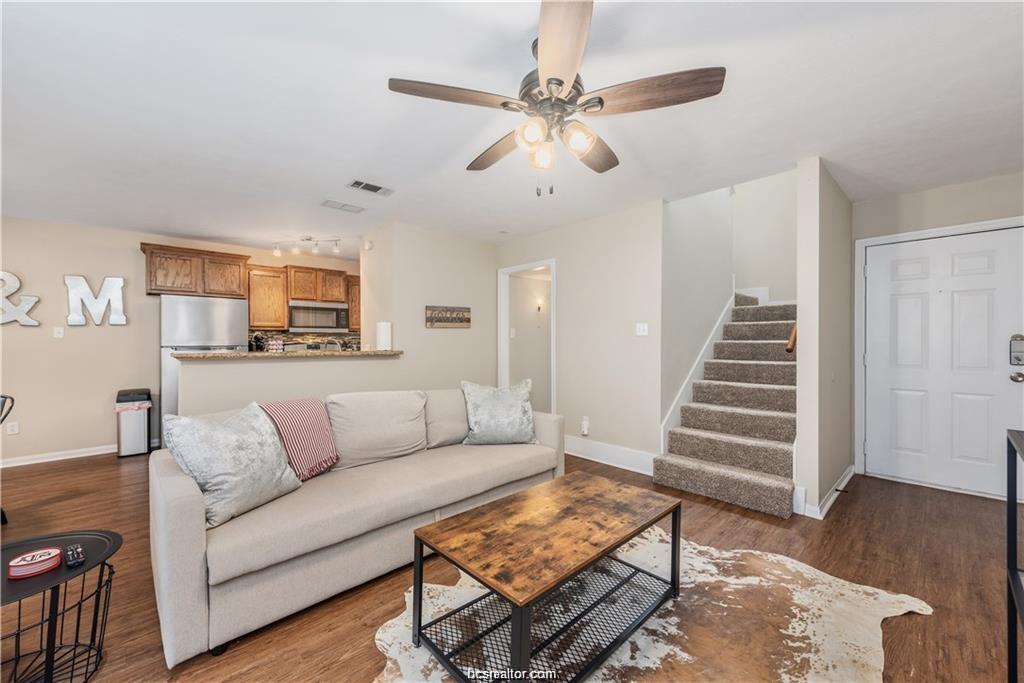 College Station Condo: 1209 Oney Hervey Drive