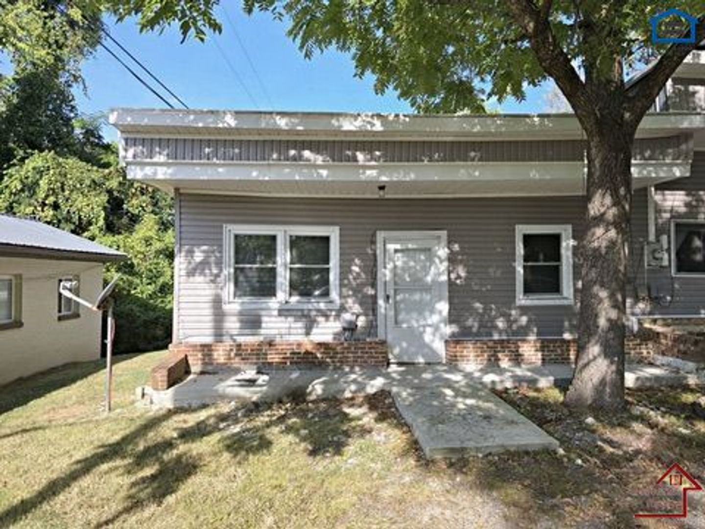 Cookeville House: 1502 N Dixie Ave