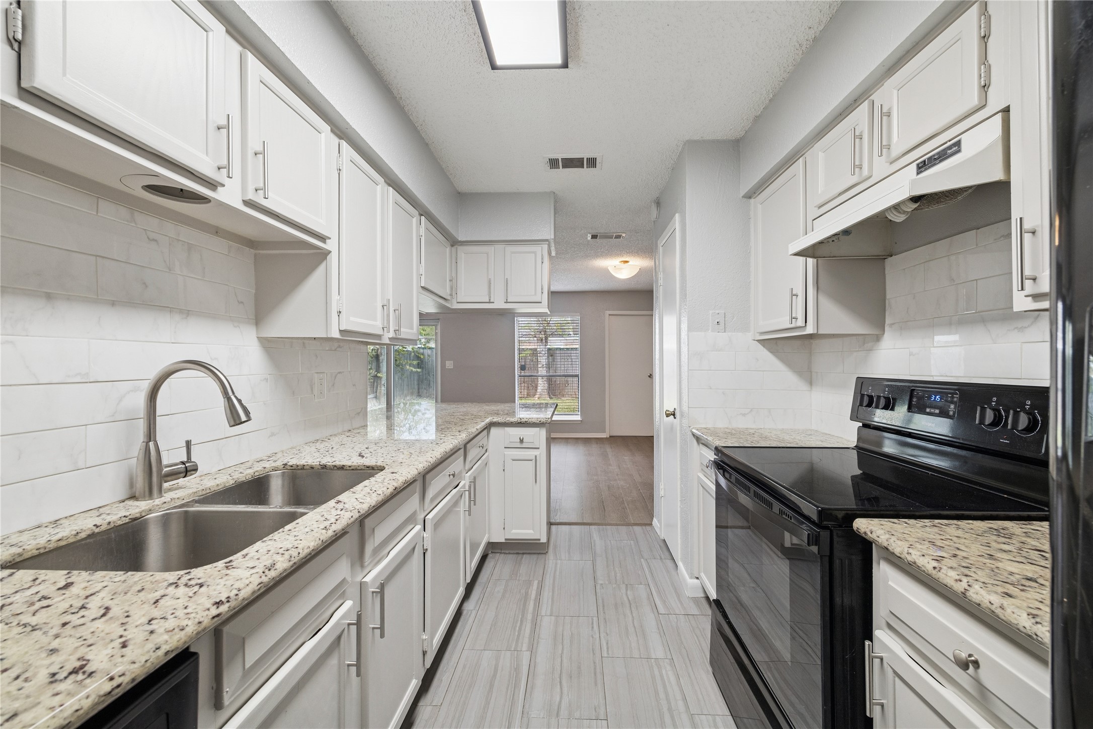 Houston Condo: 13838 Beech Hollow Lane