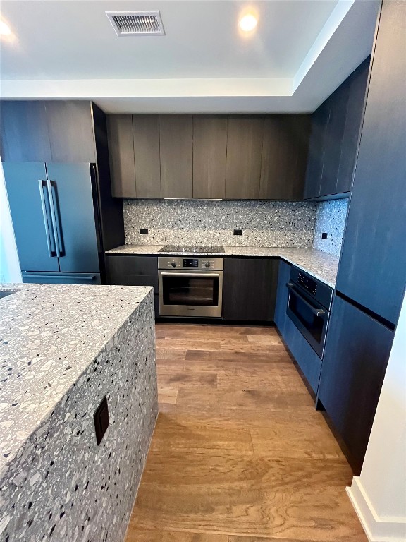 Austin Condo: 84 East Avenue