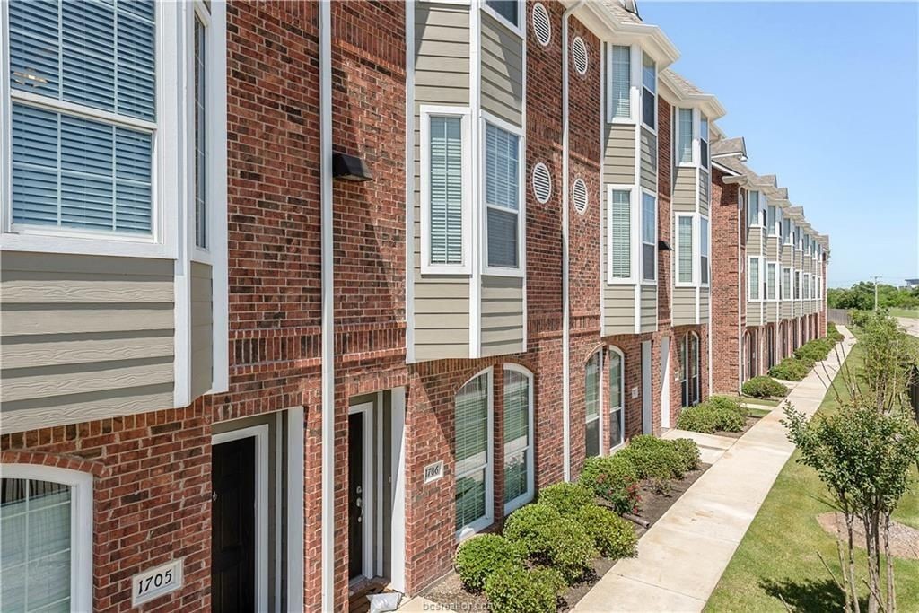 College Station Condo: 1198 Jones-Butler Road