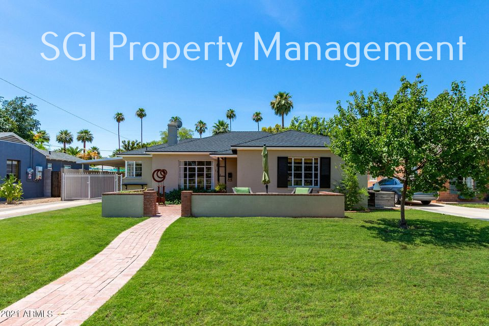 Phoenix House: 1315 W Holly St