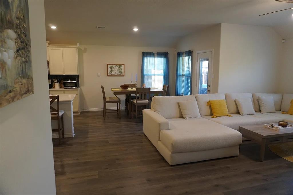 Aubrey Condo: 9721 Elk Falls Lane