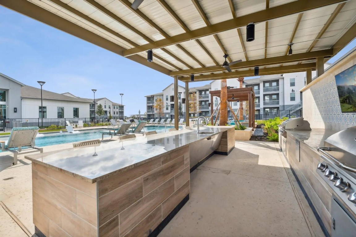 Bastrop Condo: 945 Blakey Lane