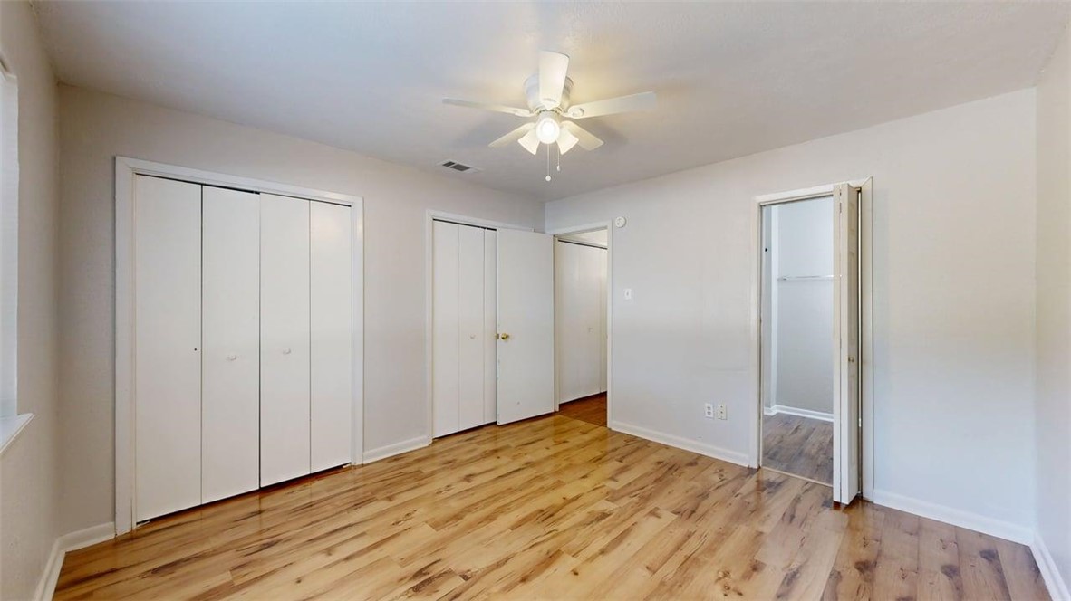 College Station Condo: 412 University Oaks Boulevard