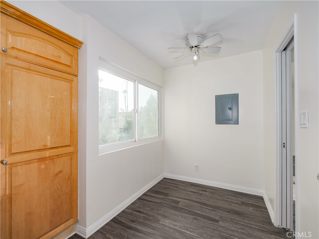 Sherman Oaks Condo: 5411 Tyrone Avenue