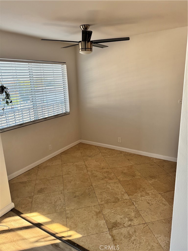 San Pedro Condo: 1221 South Meyler Street