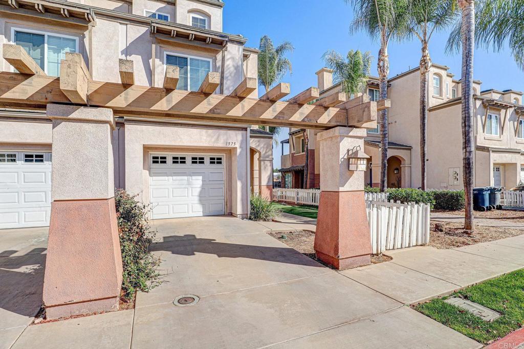 Escondido Condo: 1575 South Escondido Boulevard