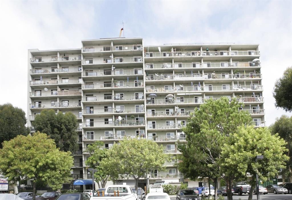 San Pedro Condo: 340 South Mesa Street