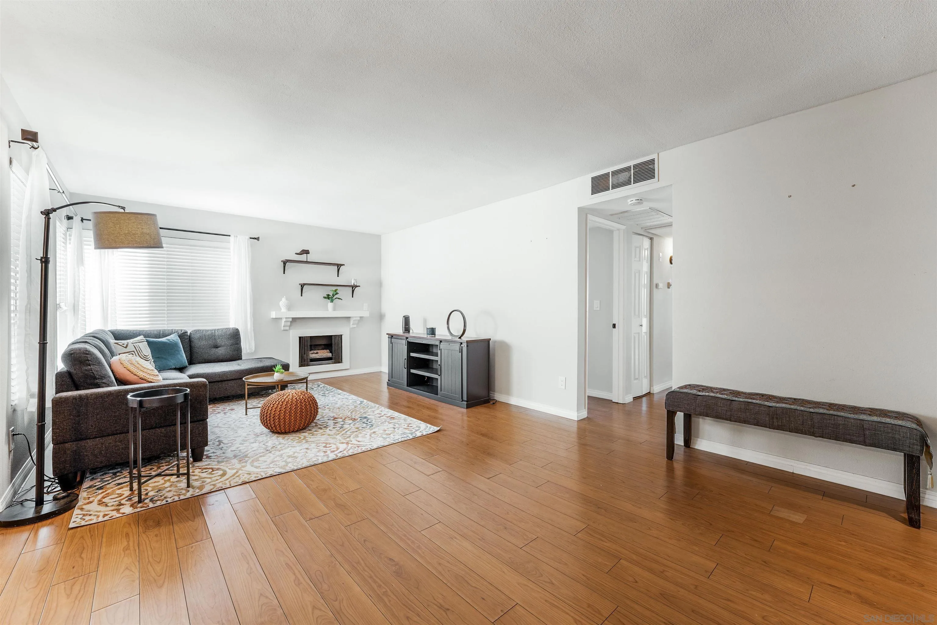 San Diego Condo: 6747 Friars Road