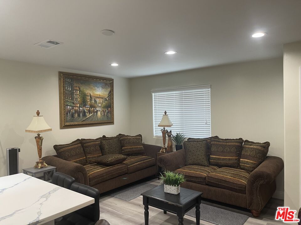 Inglewood Condo: 5316 West 119th Place