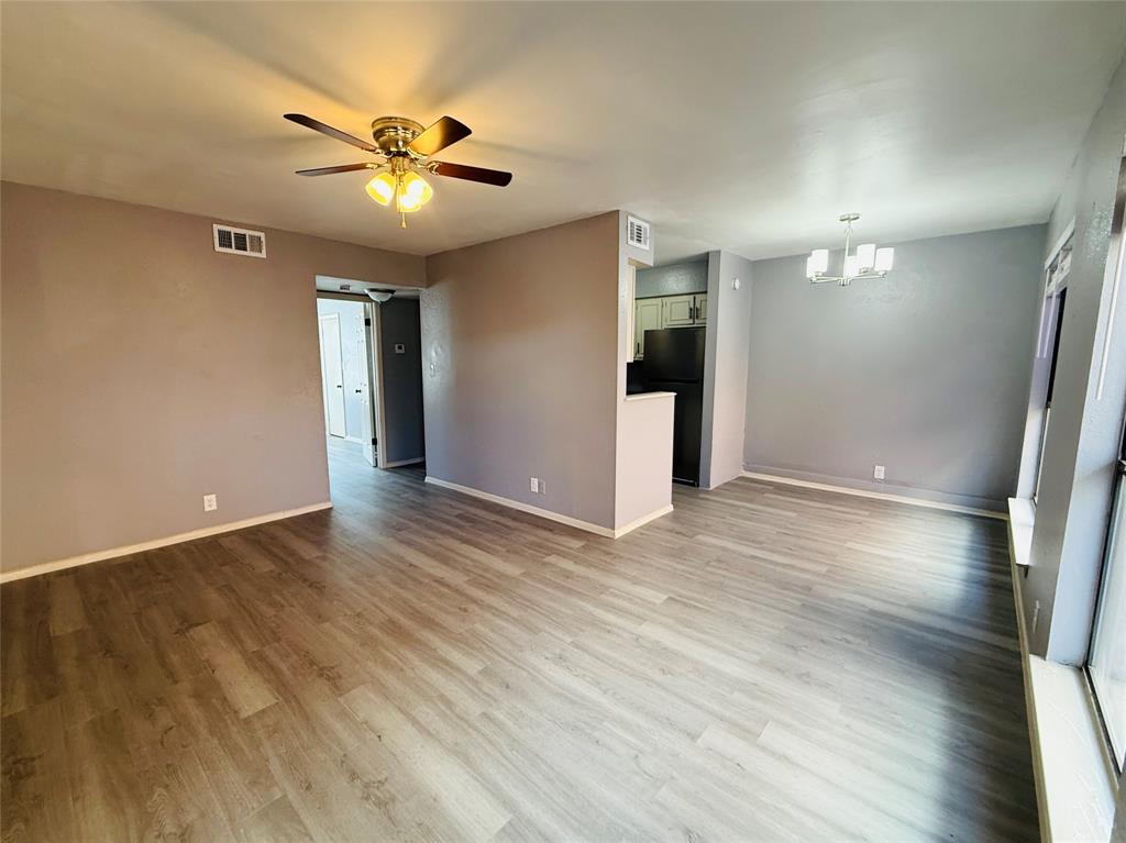 Paris Condo: 60 West Washington Street