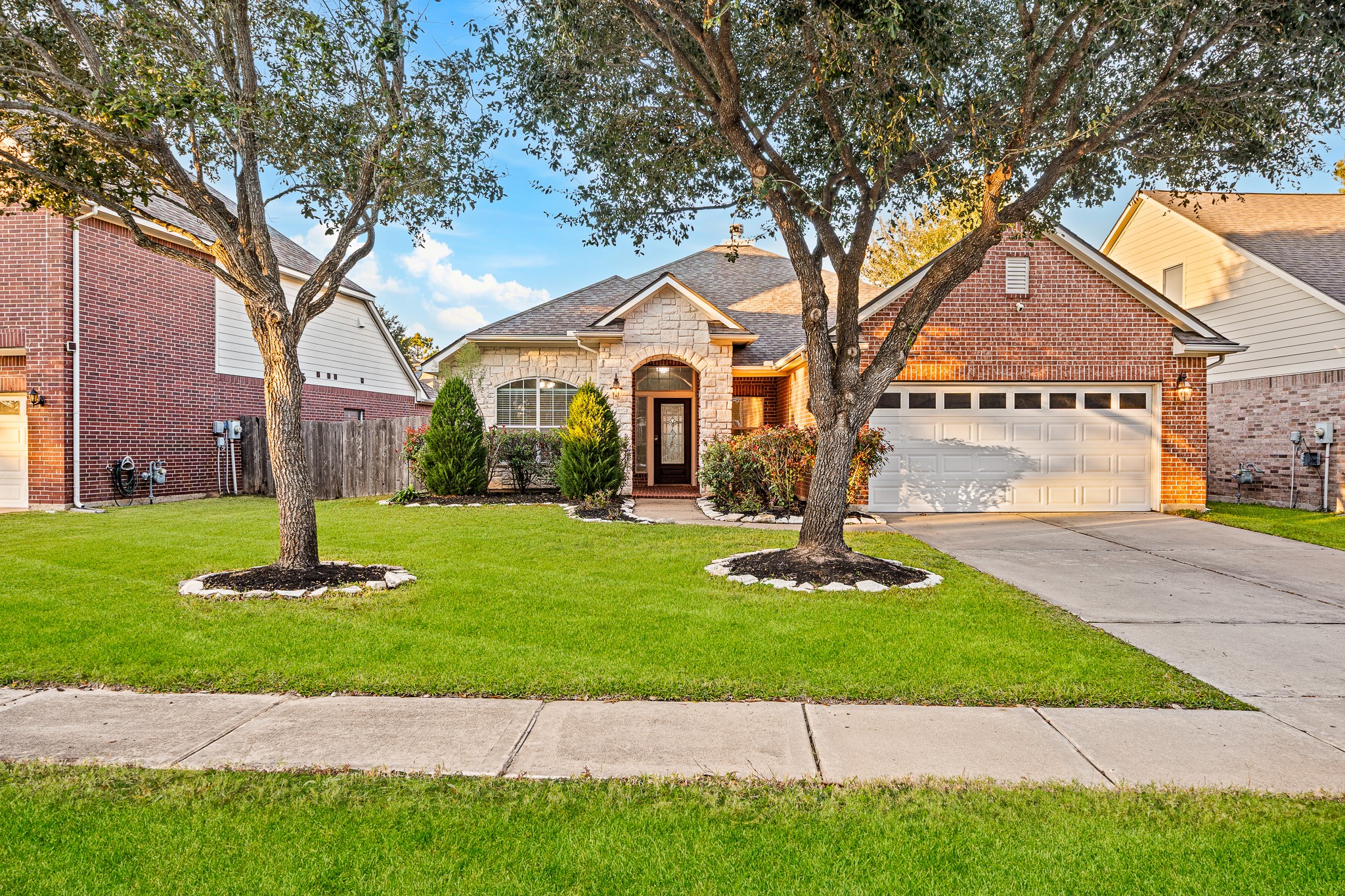 Katy Condo: 5123 Shadow Breeze Lane
