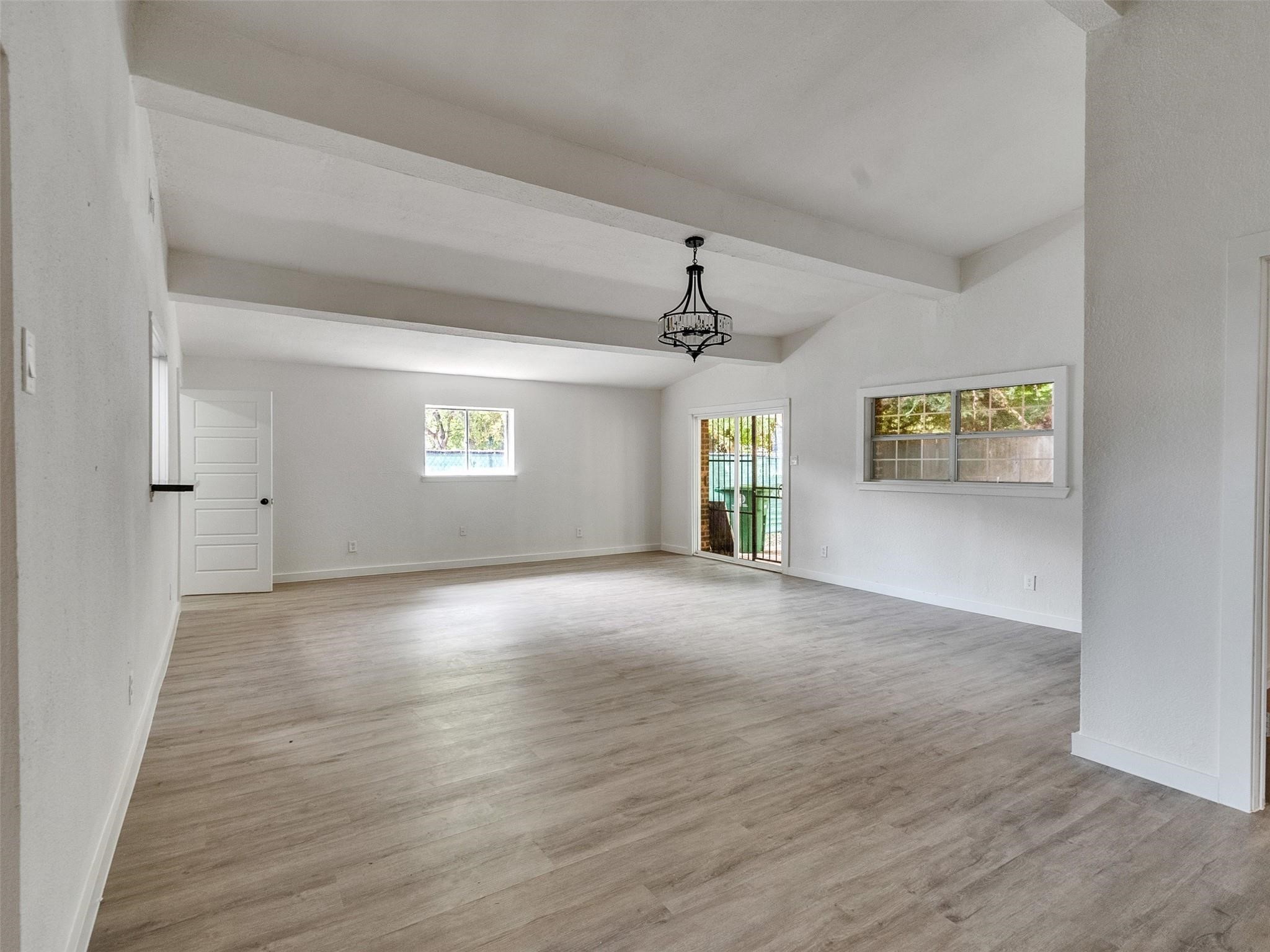 Houston Condo: 5627 Southbrook Drive