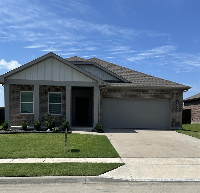 Anna Condo: 308 Briar Cove