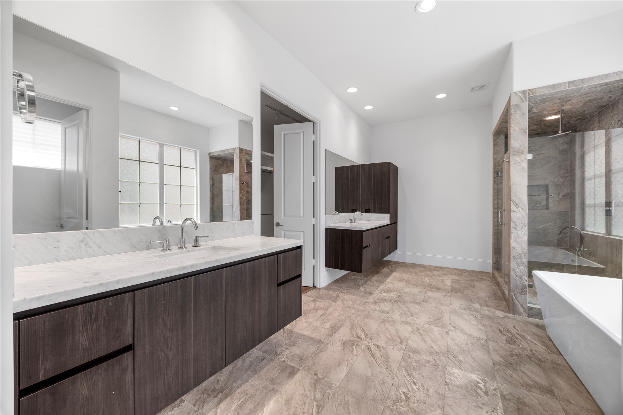 Houston Condo: 11107 Savannah Woods Lane