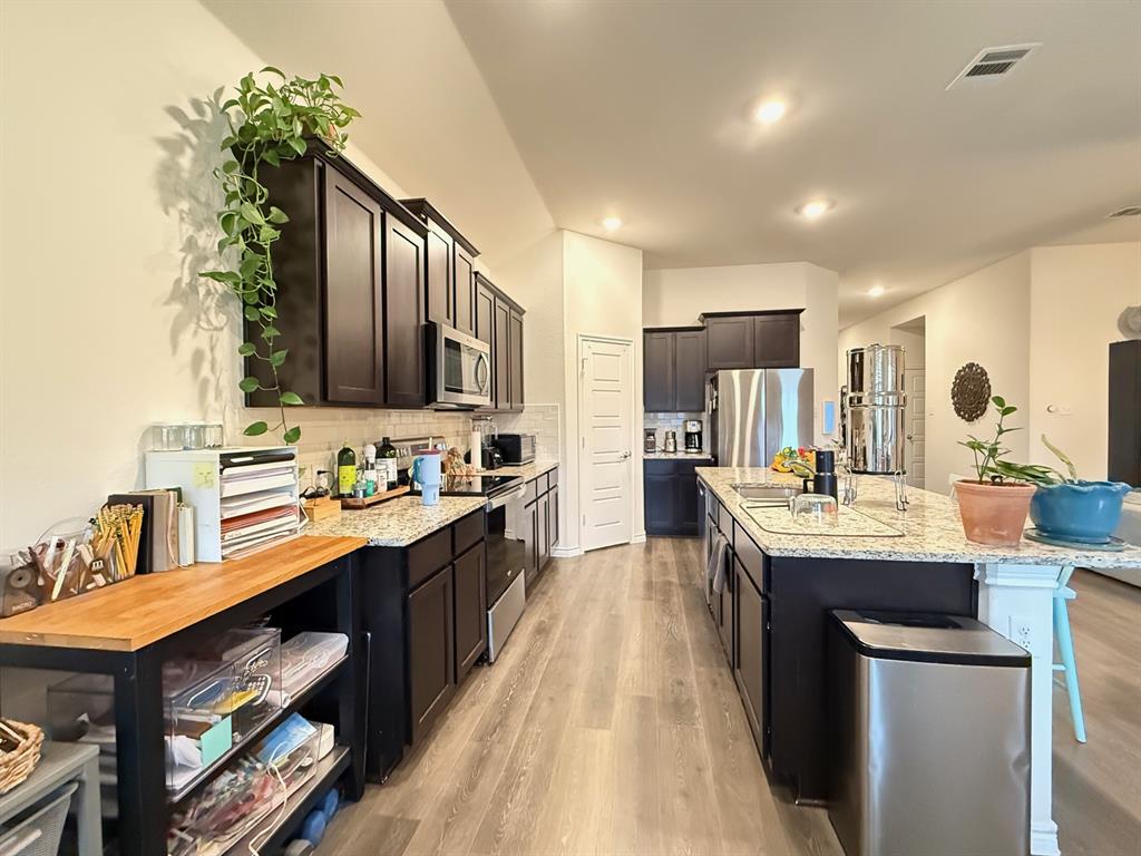 Anna Condo: 2631 Strawberry Hill Lane