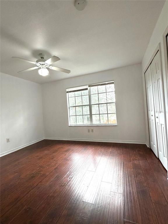 Kissimmee Condo: 332 Cervantes Drive