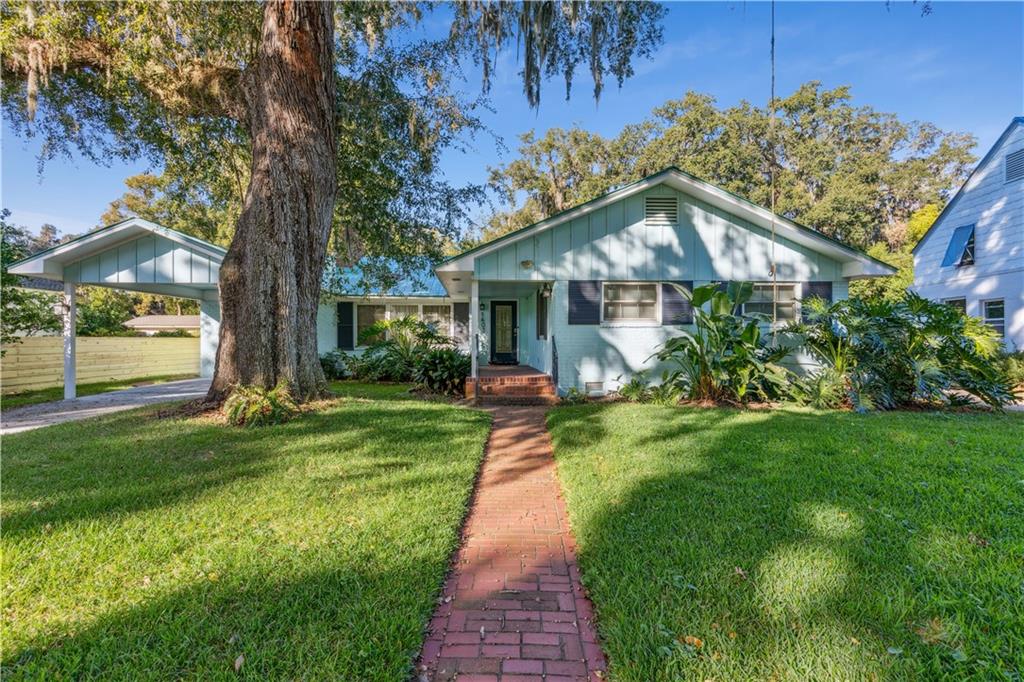 Brunswick House: 1407 Sycamore Ave